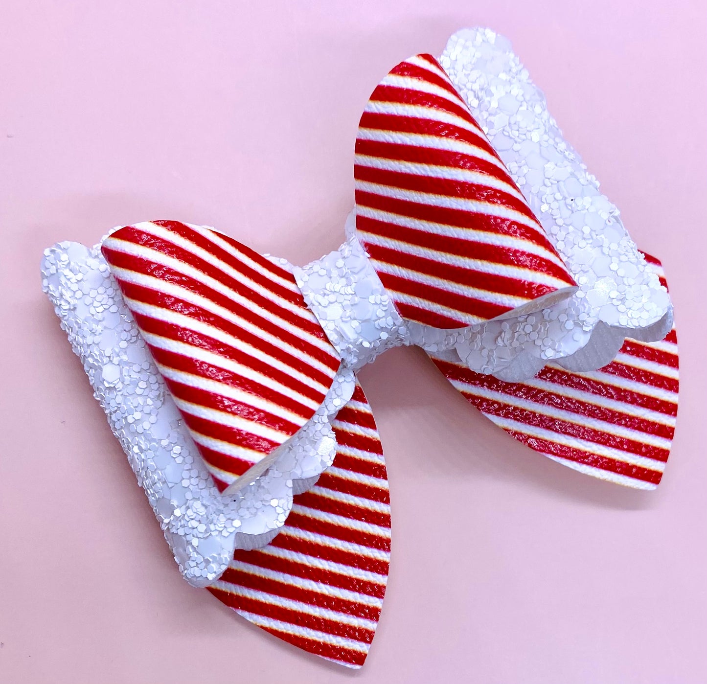 Astrid Bow Die