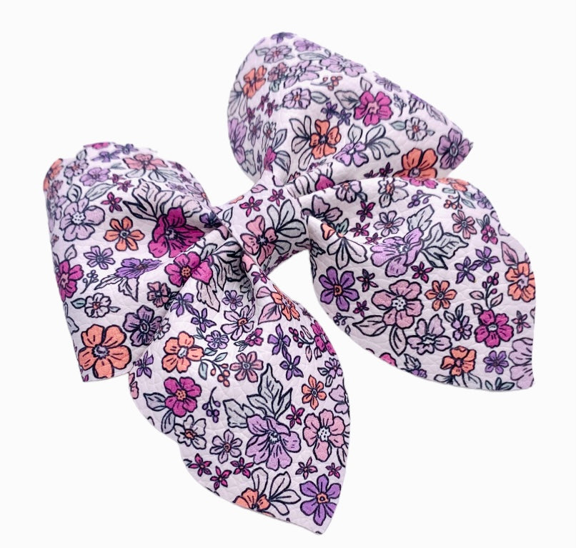 Alyza Pinch Bow Die
